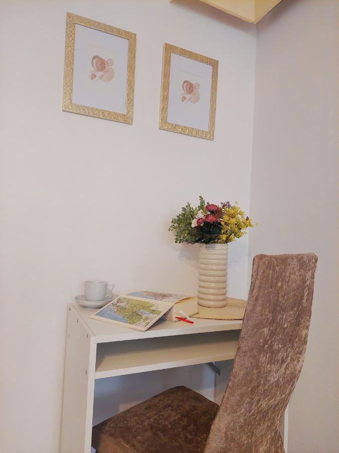 Apartament Golden Star *